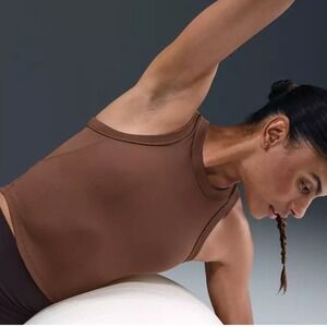 Nike One Dri-FIT Women Fitted Tank Top Earth Brown FN2806-265 XS New